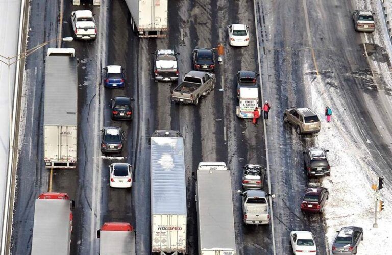 Traffic after a snow storm in Atlanta; photo credit: NBCNews.com