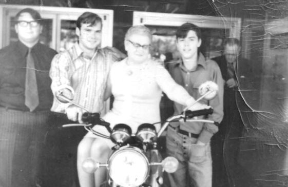 Author's mother posing with author's huband-to-be decades earlier.