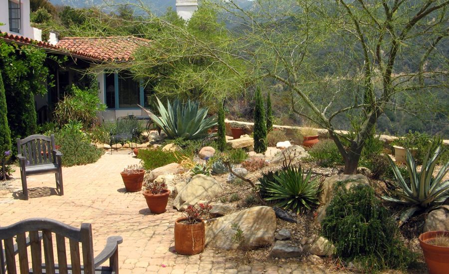 Guideposts: Mount Calvary Monastery in 2008, prior to the fire