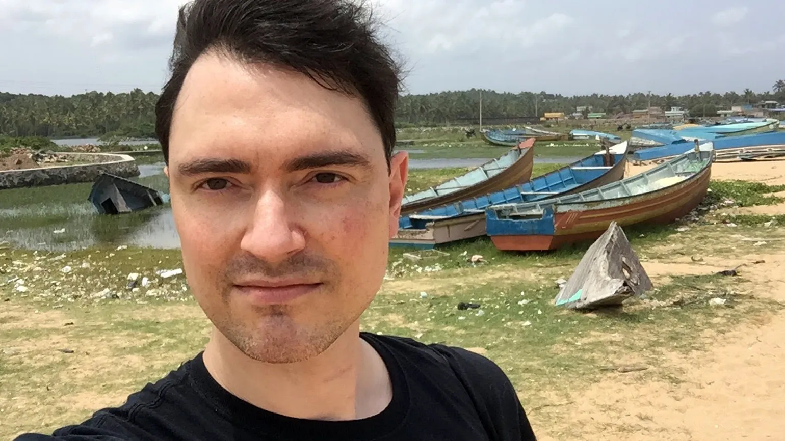 A scenic beach photo of Doug in Trivandrum, India.