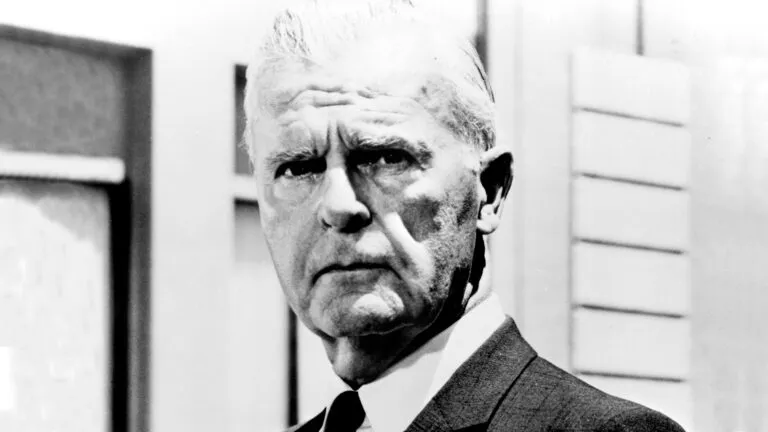 Actor Neil Hamilton as Commissioner Gordon