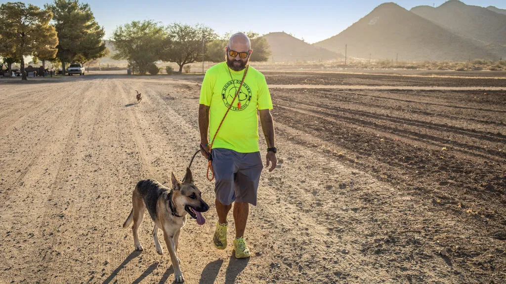 Chuck Avery training a dog