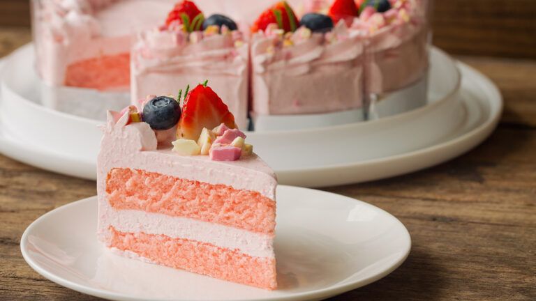 Strawberry cake